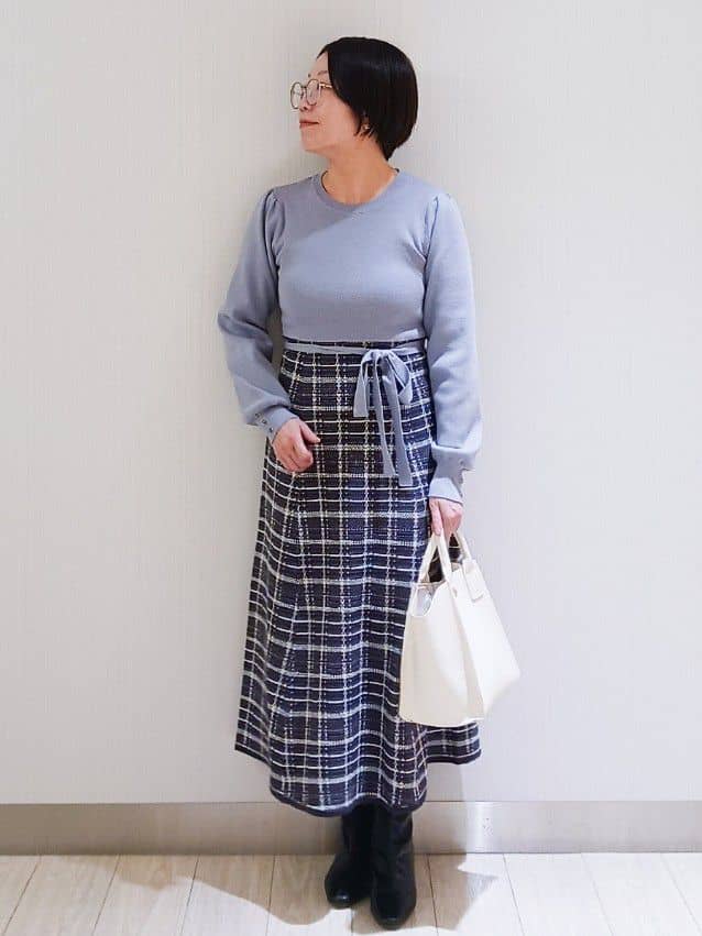 KaHoさんの「index｜チェックラメジャカードニットワンピース」を使ったコーディネート
