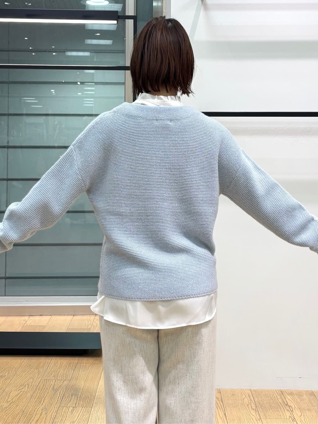 asamiさんの「INDIVI｜【洗える／大人ラメ】カラーMIXボトルネックニット」を使ったコーディネート