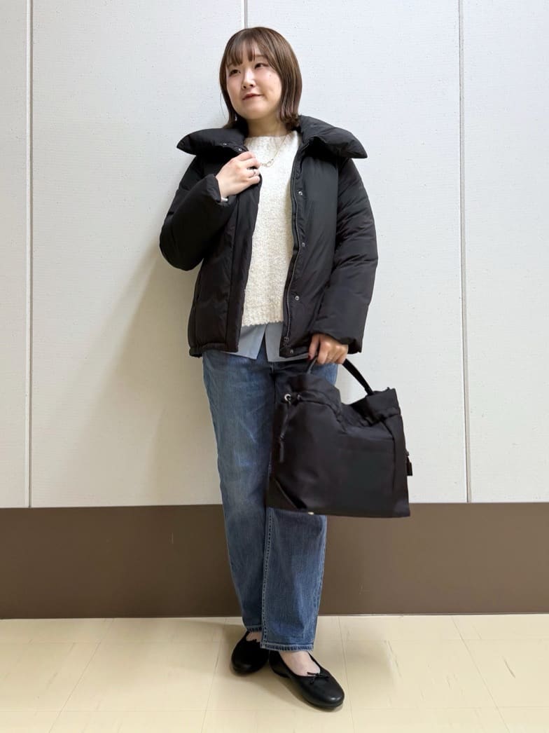 Rikoさんの「INDIVI｜【撥水／洗える／デザイン衿】ステッチレス ショートダウンコート」を使ったコーディネート