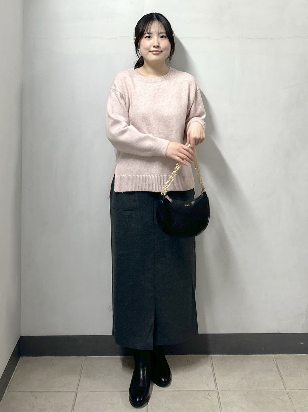 sayaさんの「OPAQUE.CLIP｜リラクシークルーネックニット【洗濯機OK】」を使ったコーディネート