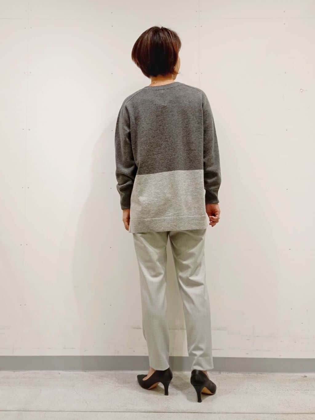 Kさんの「INDIVI｜【洗える／チュニック丈／カシミヤ混】スリットデザインVネックニット」を使ったコーディネート