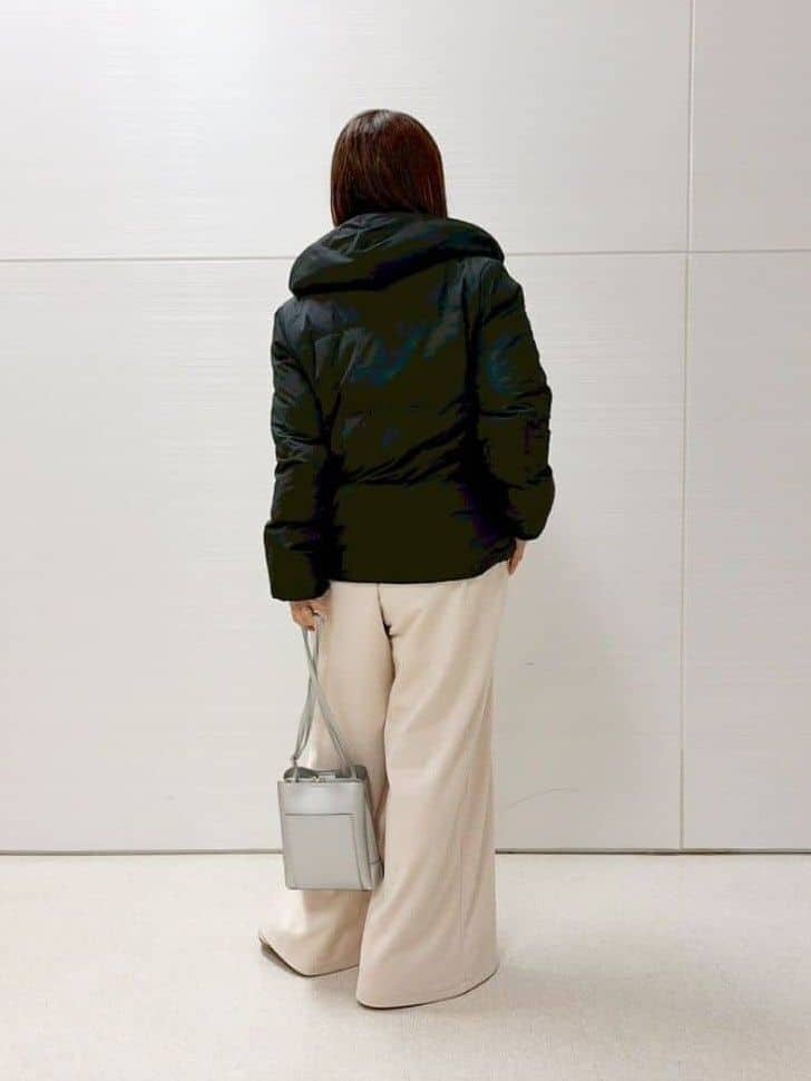 KIORIさんの「SHOO･LA･RUE｜【撥水/洗える】ショートフーディーダウン」を使ったコーディネート