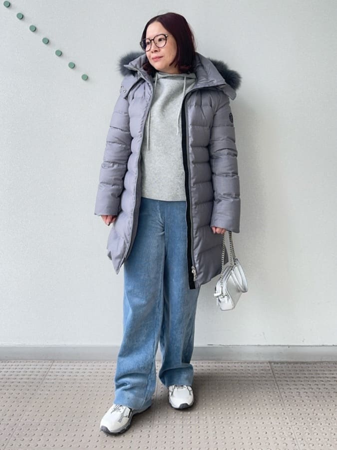 Asamiさんの「DRESSTERIOR｜カシミヤブレンドフードニット」を使ったコーディネート