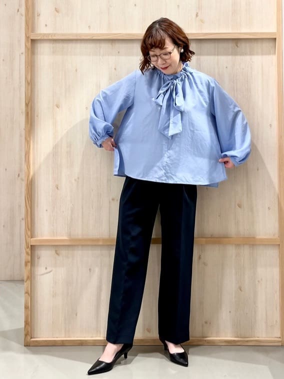 nakoさんの「THE SHOP TK｜【通勤スタイルに】ダブルクロス ノーカラージャケット/セットアップ可」を使ったコーディネート