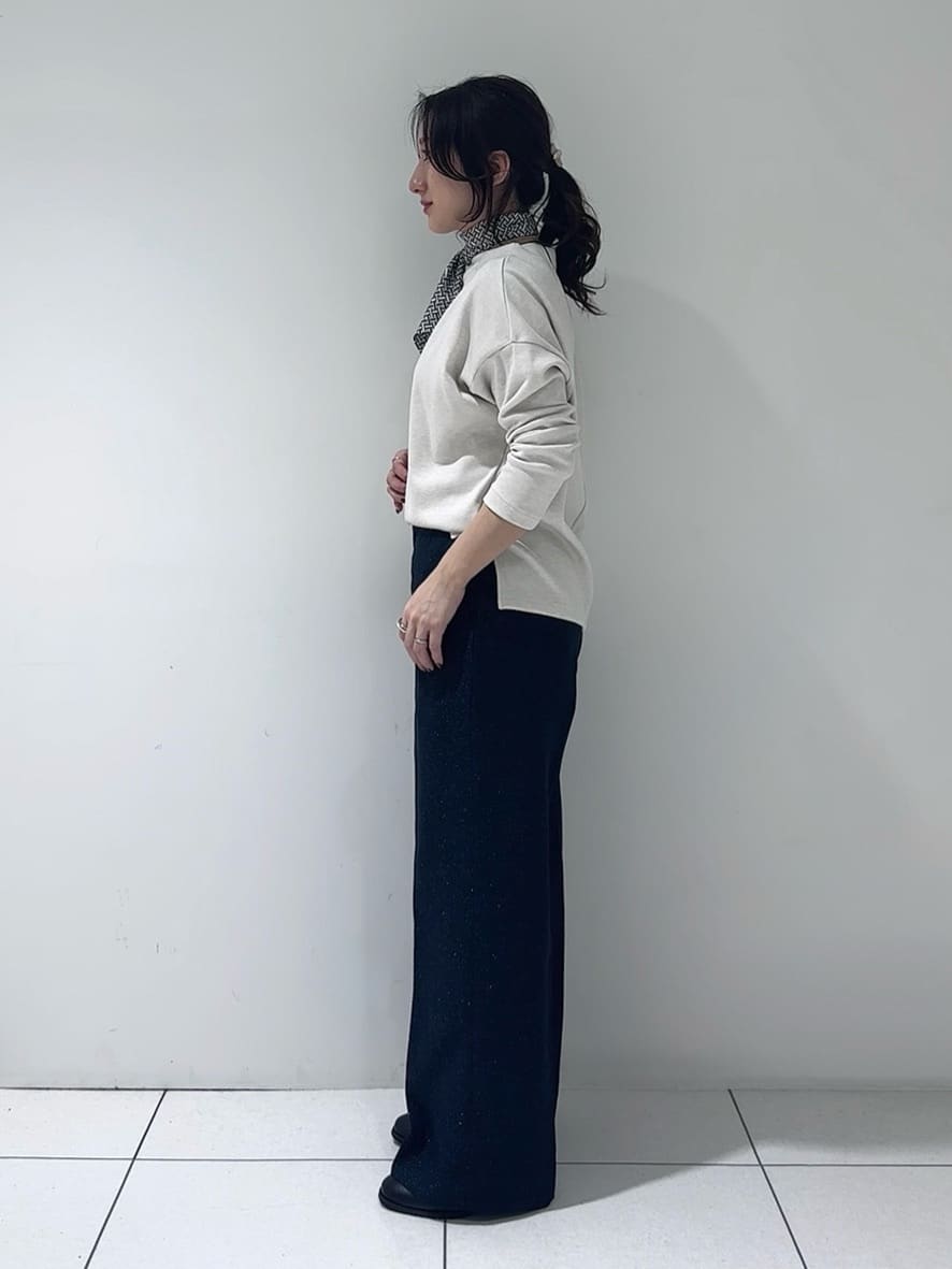 そんさんの「INDIVI｜【SETUP可能／洗える／UVケア】ライトジャージ ボトルネックトップス」を使ったコーディネート