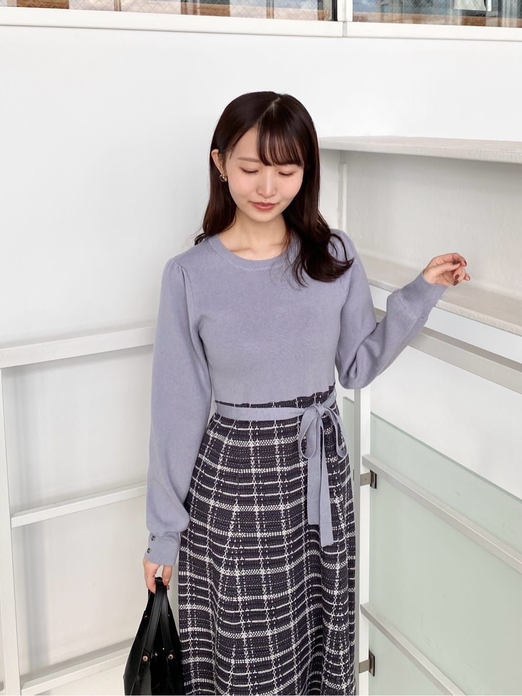みさかさんの「index｜チェックラメジャカードニットワンピース」を使ったコーディネート