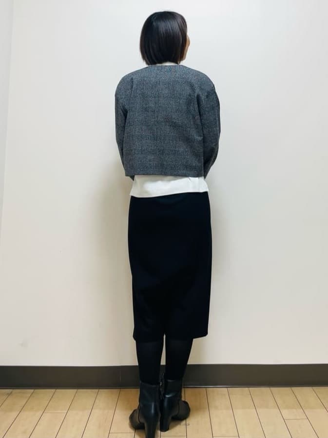 Riiさんの「Reflect｜【すっきりシルエット／通勤におすすめ◎】キレイめジャージタイトスカート」を使ったコーディネート