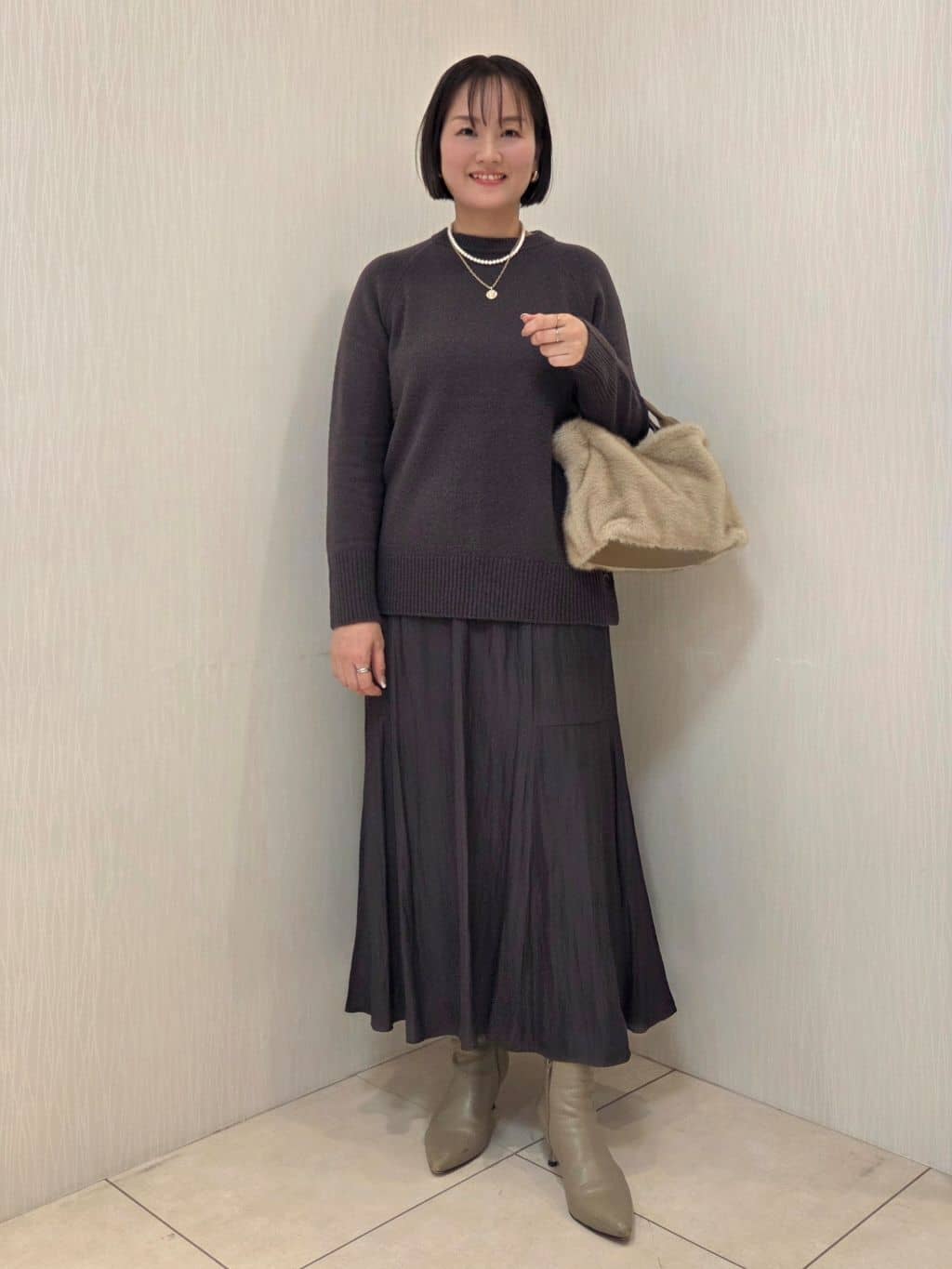naokoさんの「UNTITLED｜【重ね着もおすすめ/洗える】ウールカシミヤ クルーネックニット」を使ったコーディネート