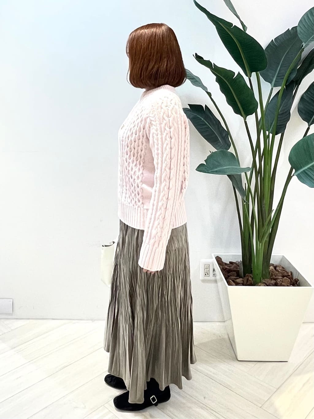 Tomoさんの「UNTITLED｜【洗える】スポンディッシュ ケーブル柄ニット」を使ったコーディネート