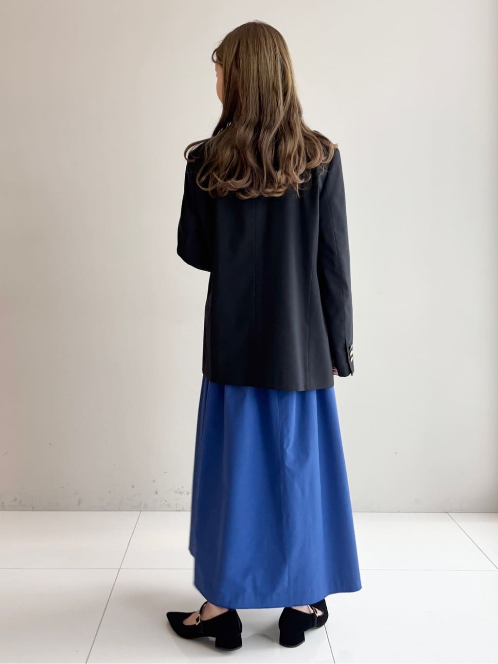 清水夏姫さんの「DRESSTERIOR｜コンフォート ダブルブレザー」を使ったコーディネート