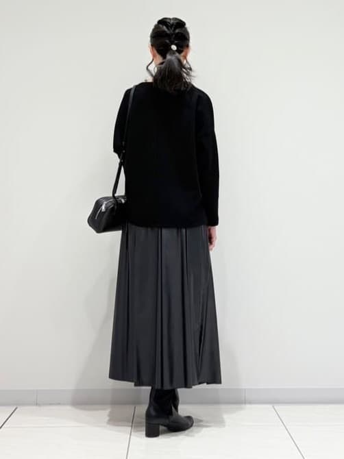 kayoさんの「INDIVI｜【SETUP可能／洗える／UVケア】ライトジャージ ボトルネックトップス」を使ったコーディネート