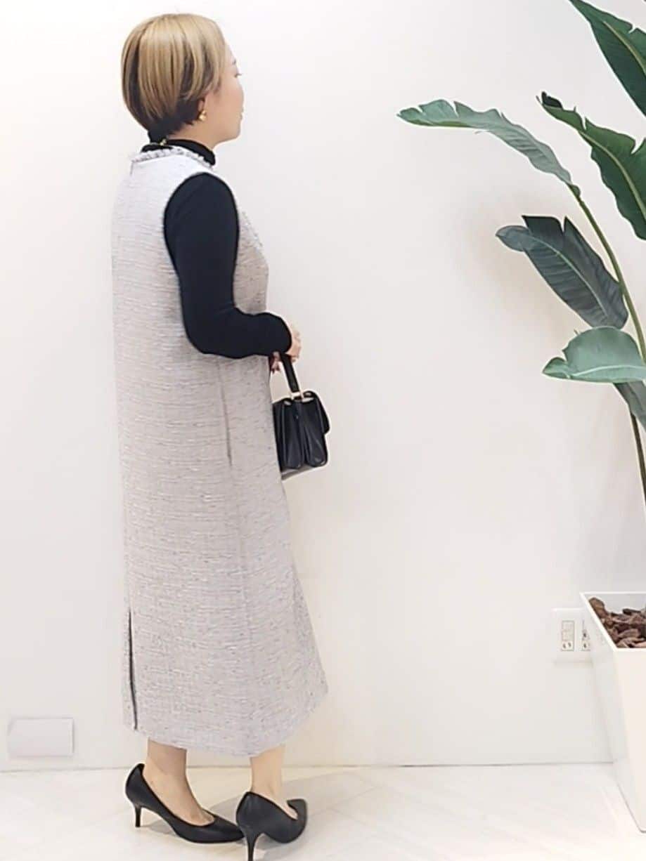 s u g iさんの「UNTITLED｜【洗える/細見え】ツイード ジャンパースカート」を使ったコーディネート