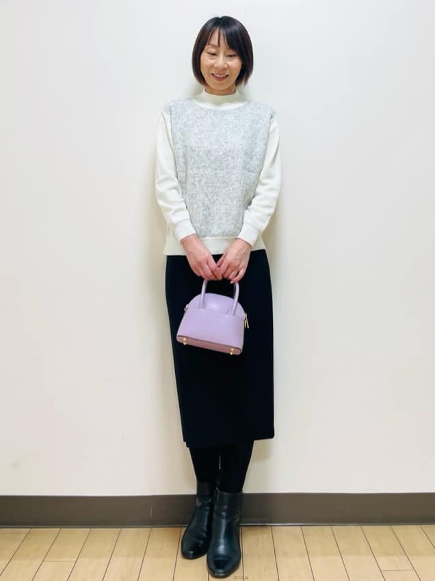Riiさんの「Reflect｜【すっきりシルエット／通勤におすすめ◎】キレイめジャージタイトスカート」を使ったコーディネート