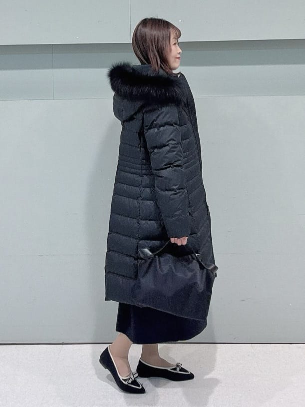 makiさんの「UNTITLED｜【はっ水機能/フード取り外し可/防寒】ロングダウンコート」を使ったコーディネート