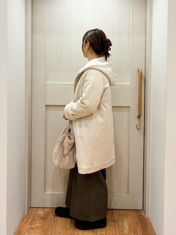 kawaさんの「SHOO･LA･RUE｜【洗濯機可/S-LL】配色が大人かわいい　フェアアイル柄求心ニット」を使ったコーディネート