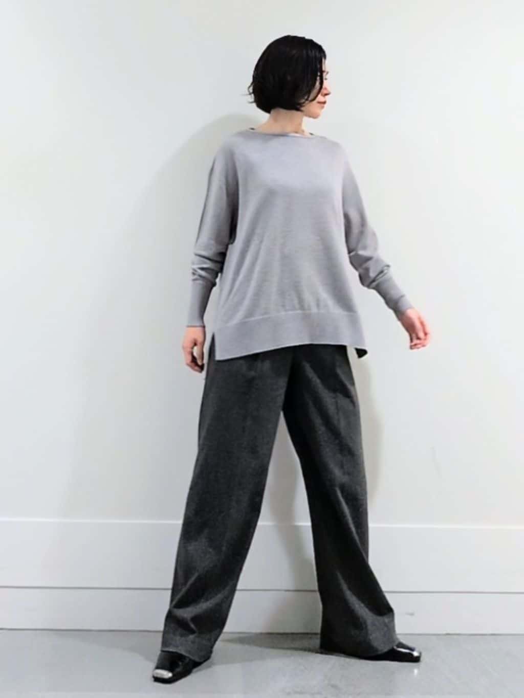 ミズタさんの「UNTITLED｜【8色展開/体型カバー】魅せるタイムレスニット」を使ったコーディネート