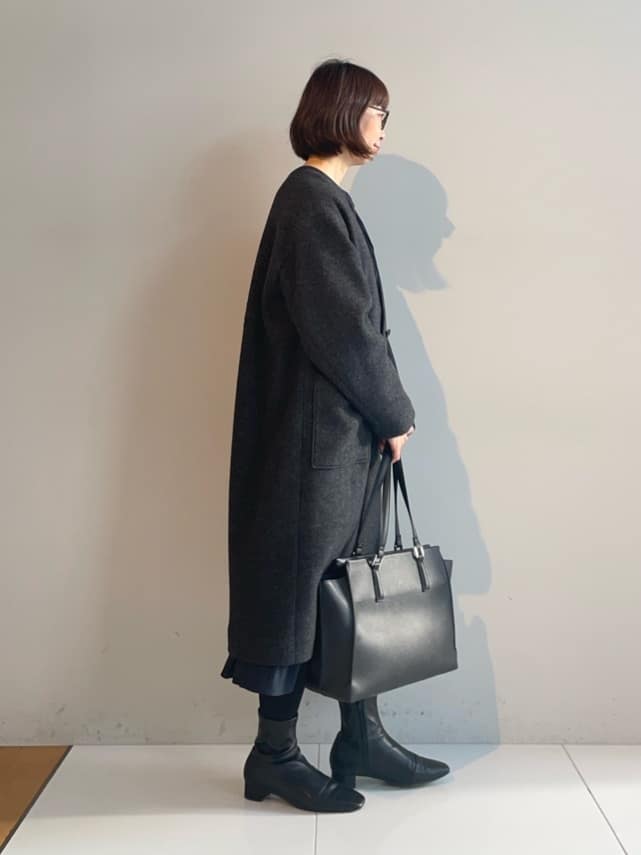 murayamaさんの「INDIVI｜【軽量／ウール混】ライトフォルム ロングコート」を使ったコーディネート