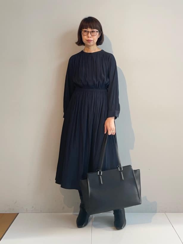 murayamaさんの「INDIVI｜【軽量／ウール混】ライトフォルム ロングコート」を使ったコーディネート