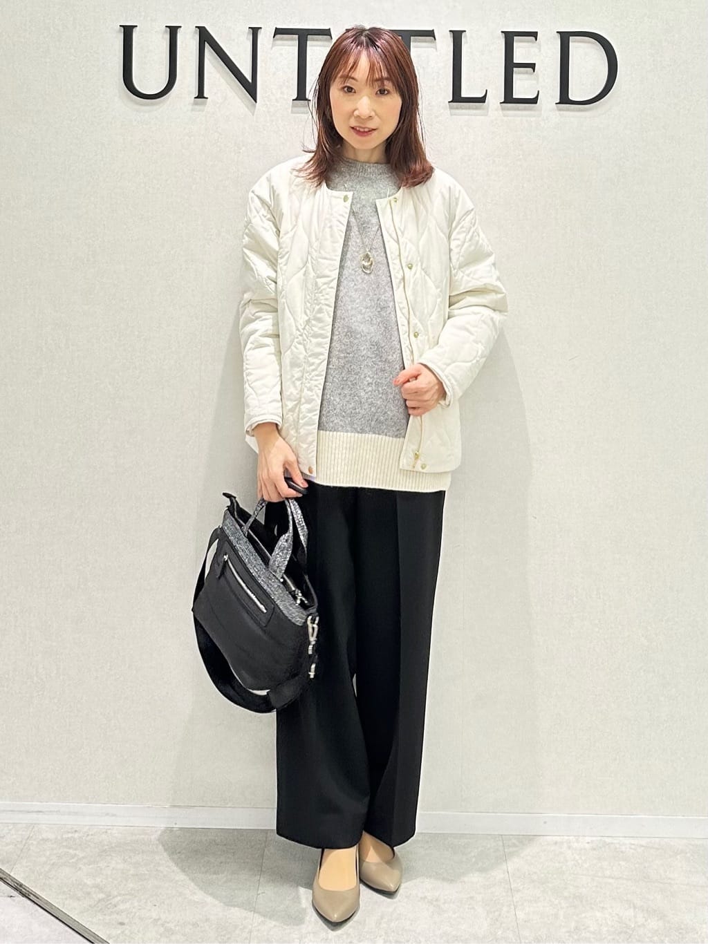 Miwaさんの「UNTITLED｜【重ね着もおすすめ/洗える】ウールカシミヤ クルーネックニット」を使ったコーディネート
