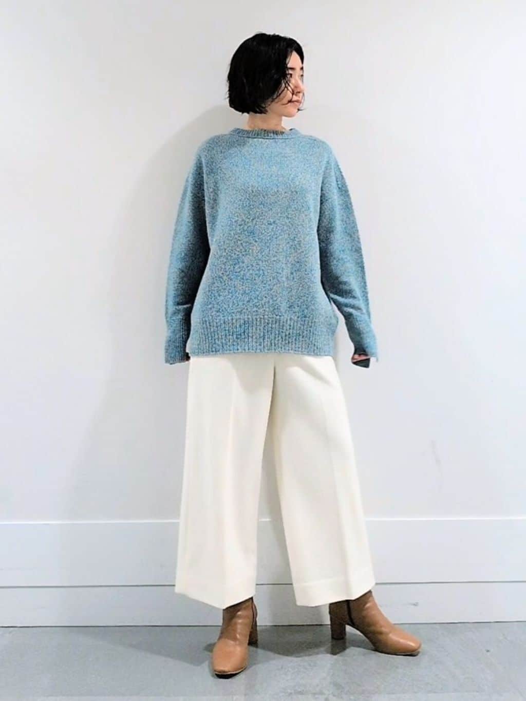 ミズタさんの「UNTITLED｜【はっ水機能/フード取り外し可/防寒】ロングダウンコート」を使ったコーディネート