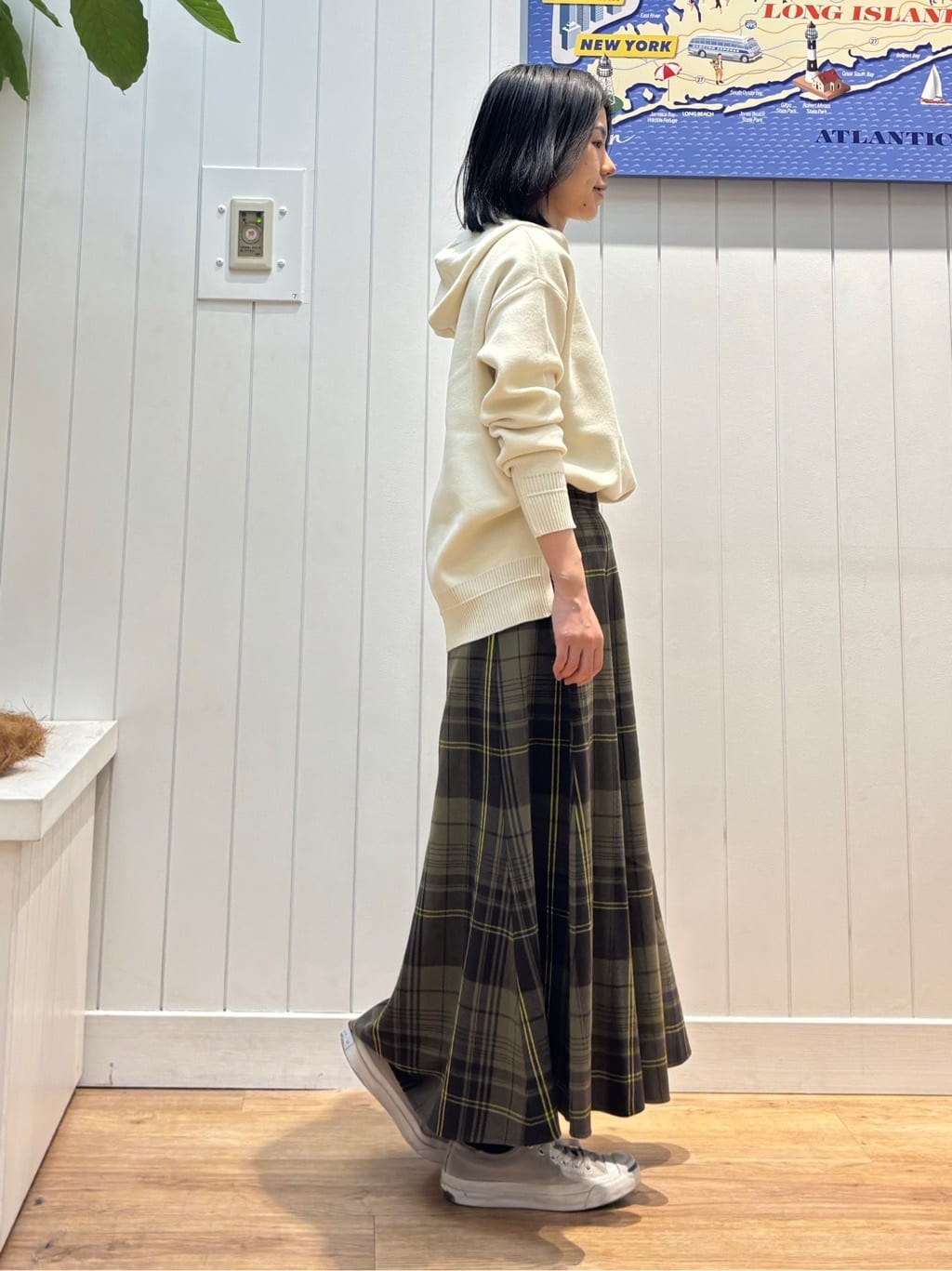 OKADAさんの「Dessin｜【洗える／体型カバー】ちょうどいいニットパーカ」を使ったコーディネート