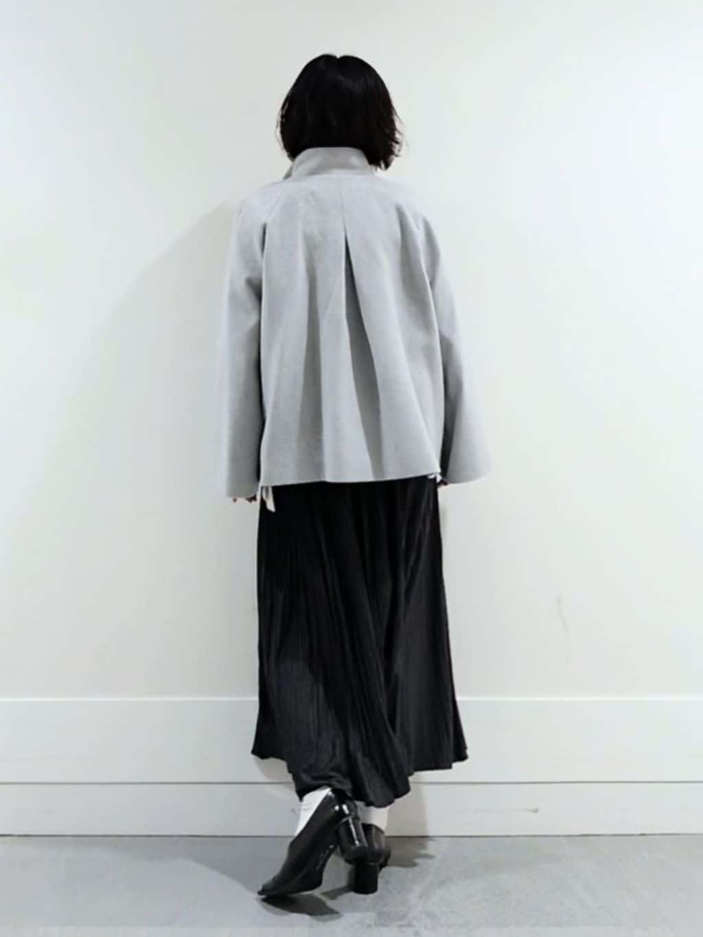 ミズタさんの「UNTITLED｜【着回しが効く／オンオフアウター】ウールショートコート」を使ったコーディネート