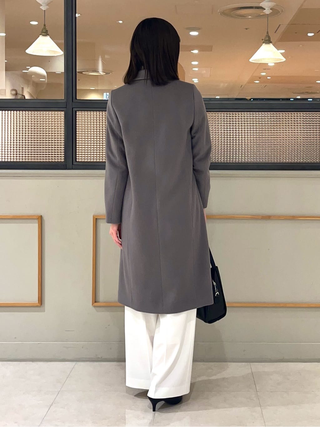 kumiさんの「INDIVI｜【名品コート／日本製】ウール100％チェスターコート」を使ったコーディネート