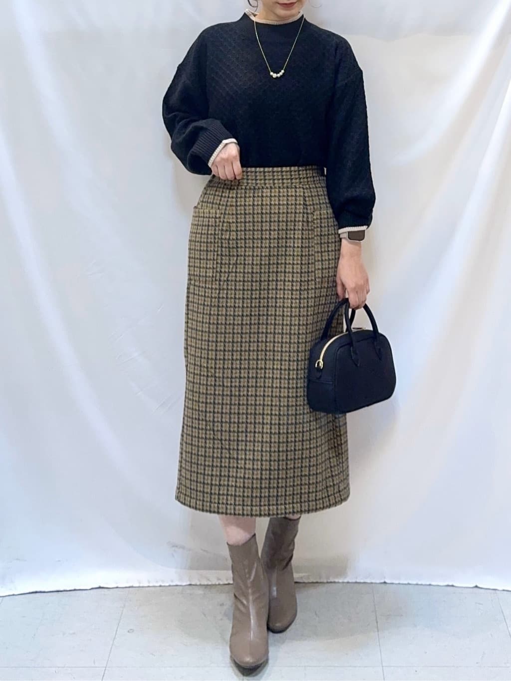 𝐇𝐢𝐫𝐨𝐦𝐢さんの「SHOO･LA･RUE｜【撥水/洗える】ショートフーディーダウン」を使ったコーディネート