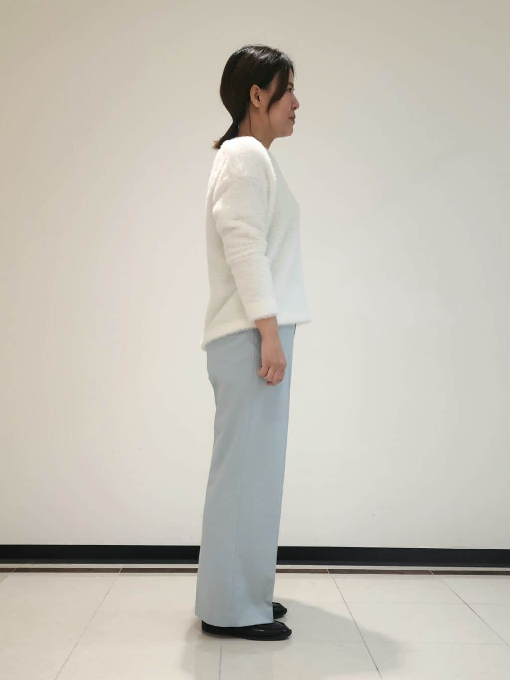eriさんの「INDIVI｜【洗える】エアリーシャギートップス」を使ったコーディネート