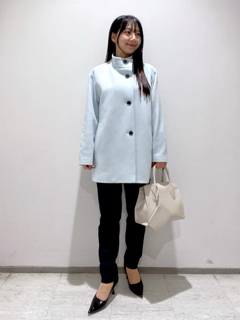 meiさんの「INDIVI｜【洗える／チュニック丈／カシミヤ混】スリットデザインVネックニット」を使ったコーディネート