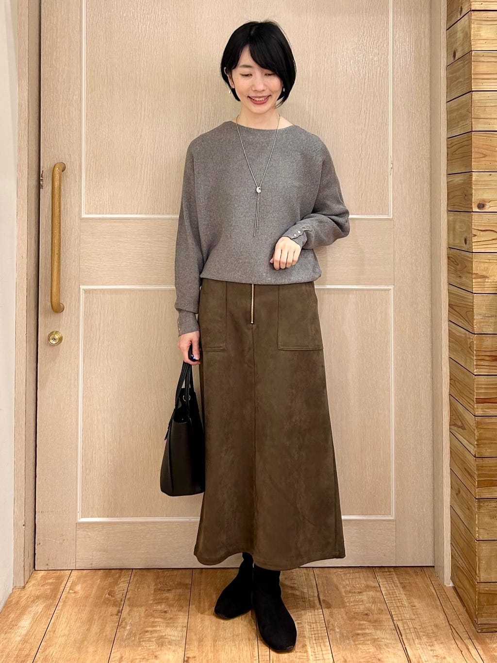 ちぐささんの「SHOO･LA･RUE｜【軽量/2WAY】コーデのアクセントになる　配色トートバッグ」を使ったコーディネート