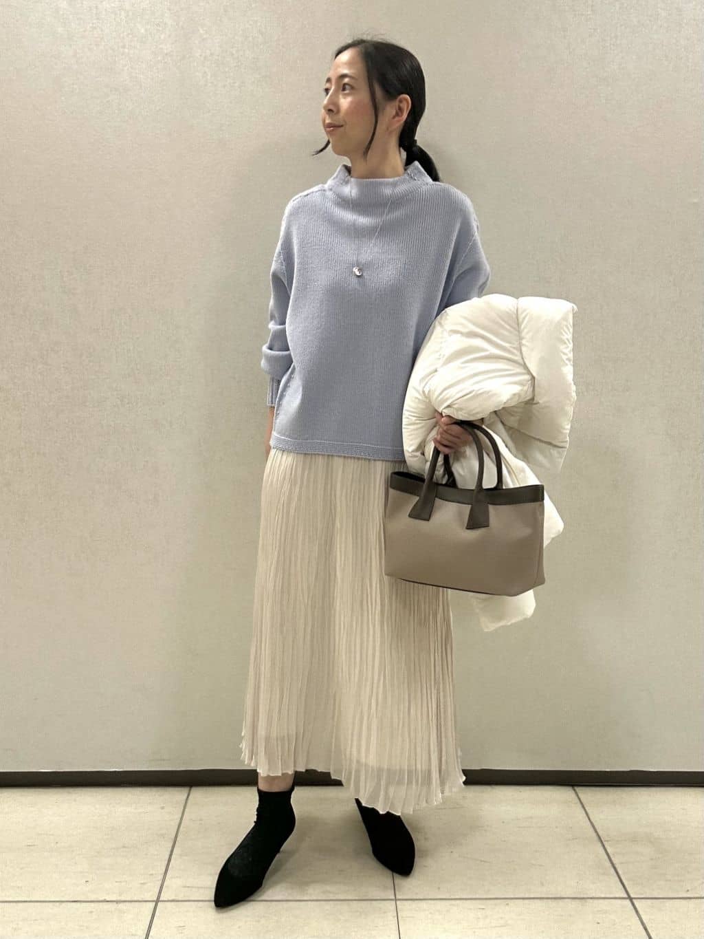 miiさんの「UNTITLED｜【洗える】スポンディッシュ ボトルネックニット」を使ったコーディネート