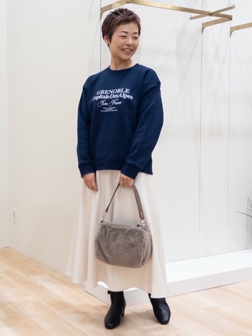 シュウコさんの「grove｜軽やかに着流す　ブークレニットコーディガン」を使ったコーディネート