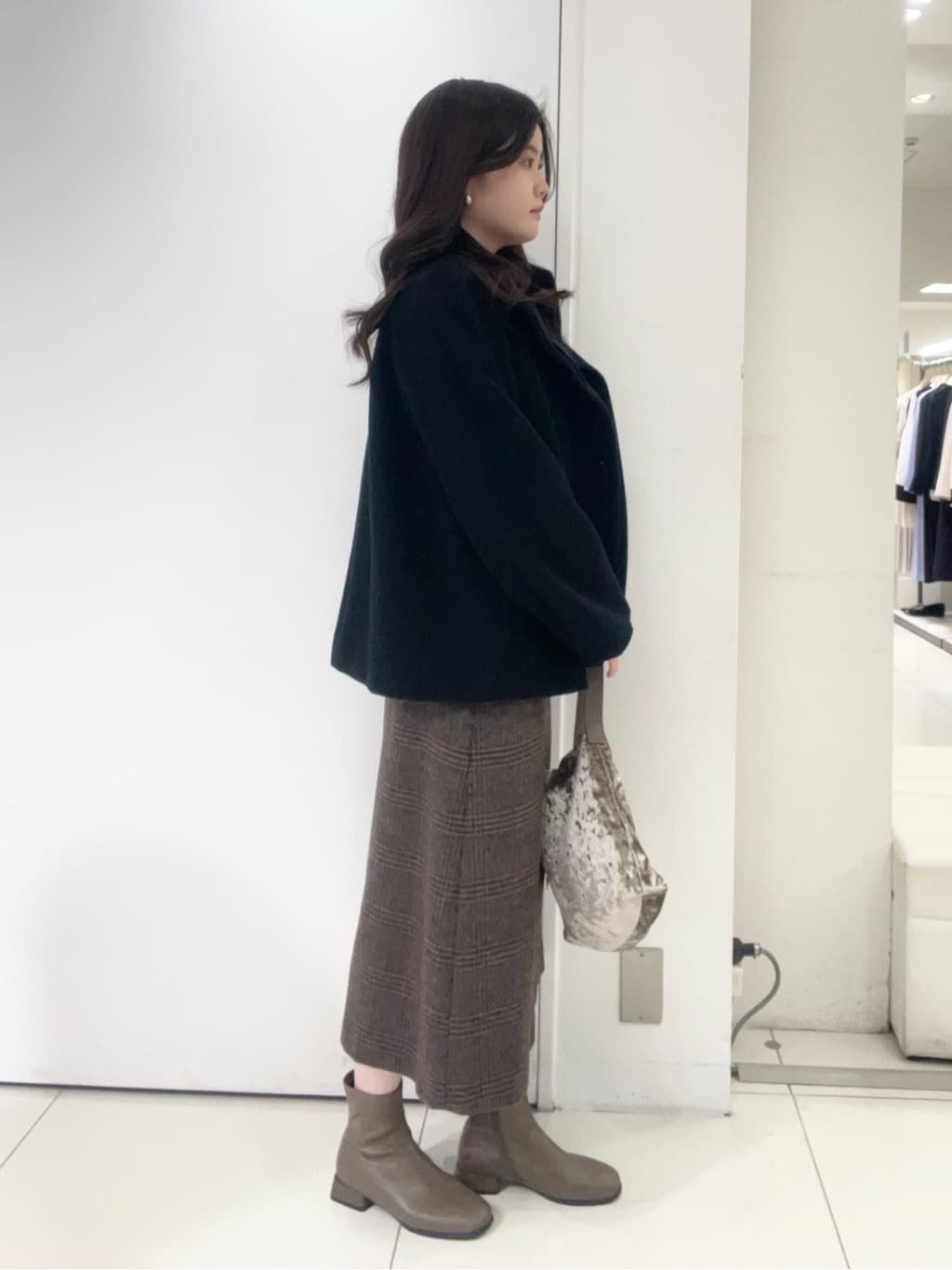 moeさんの「UNTITLED｜【アンサンブル可/洗える】シルクウールカシミヤ ドルマンスリーブニット」を使ったコーディネート