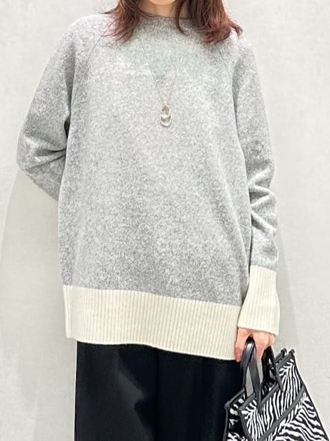 Miwaさんの「UNTITLED｜【重ね着もおすすめ/洗える】ウールカシミヤ クルーネックニット」を使ったコーディネート