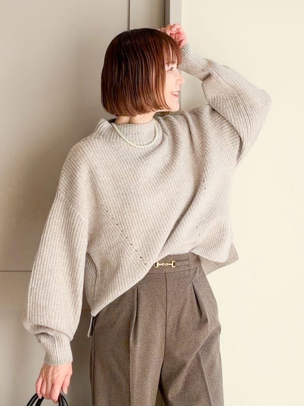 yamakoさんの「grove｜【洗える】ふんわりウール混ボトルネックニット」を使ったコーディネート