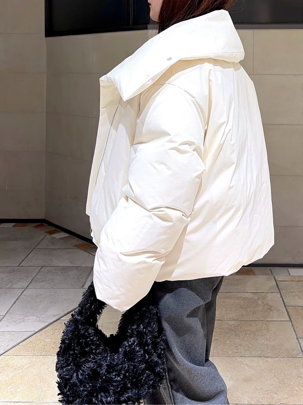 よねさんの「INDIVI｜Comfy SET UP｜イージーストレートスラックス【セットアップ対応／通勤／カセット服】」を使ったコーディネート