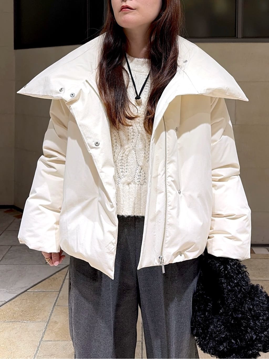 よねさんの「INDIVI｜Comfy SET UP｜イージーストレートスラックス【セットアップ対応／通勤／カセット服】」を使ったコーディネート