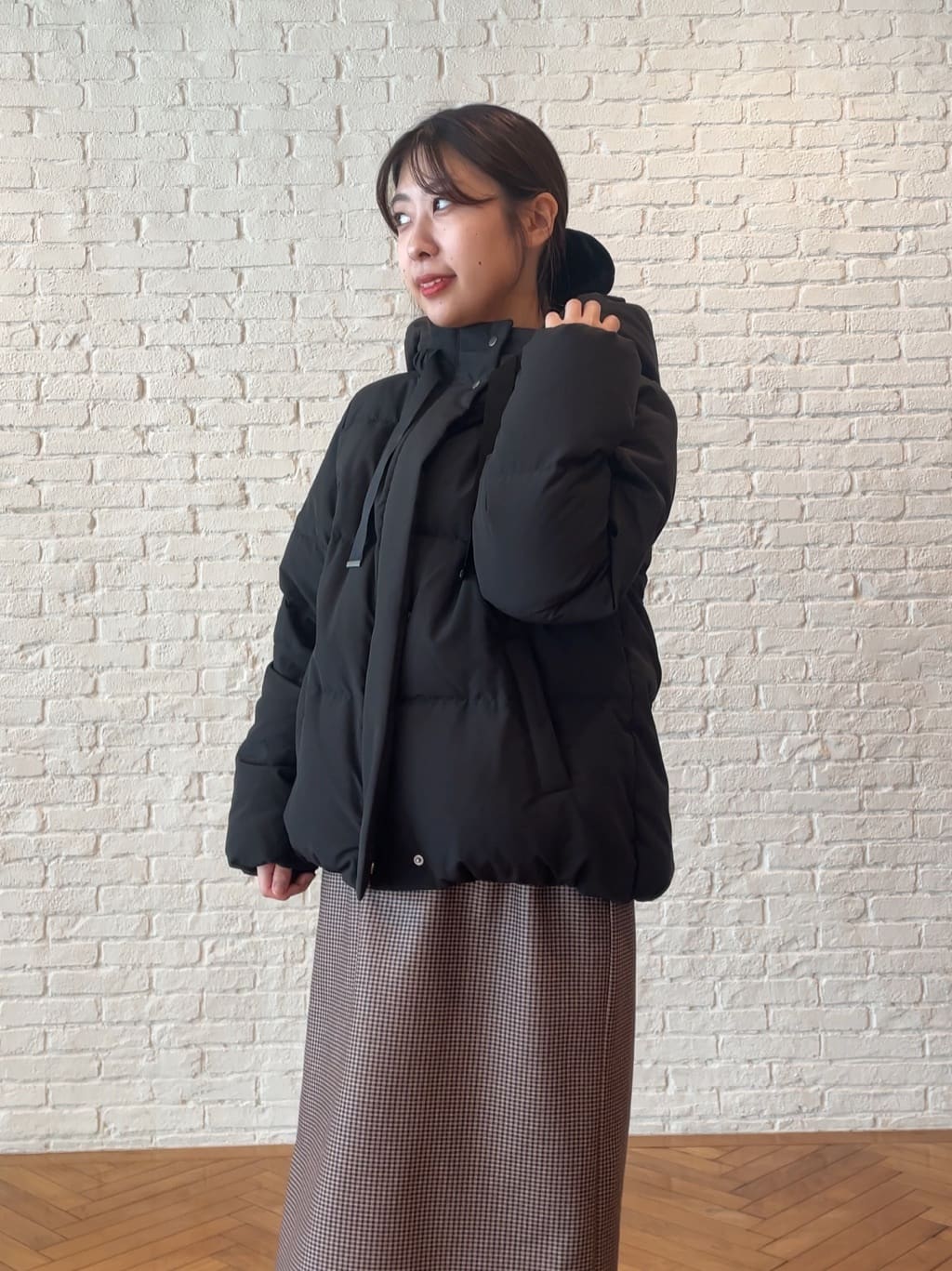abeさんの「Couture brooch｜リボンカラーデザインニット」を使ったコーディネート