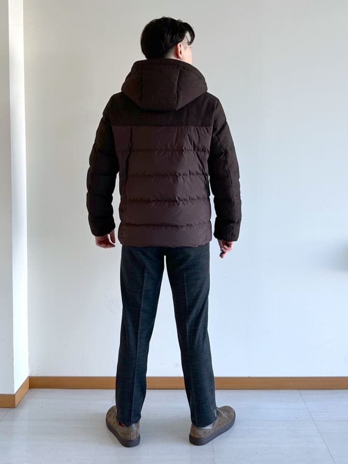 イッシーさんの「TAKEO KIKUCHI｜カラーコンビ ダウンブルゾン」を使ったコーディネート