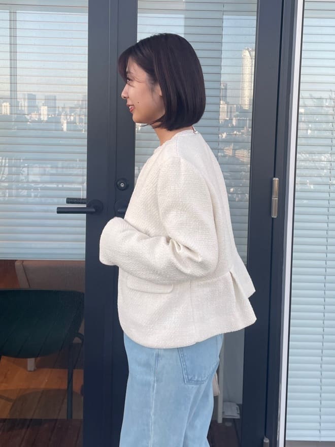 abeさんの「Couture brooch｜【ハレの日・通勤】レースドッキング ブラウス」を使ったコーディネート