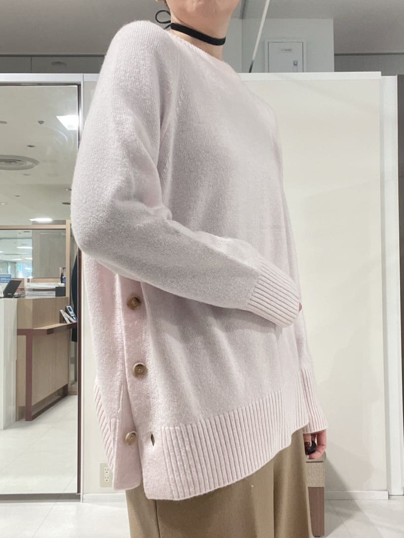 IWAMOさんの「UNTITLED｜【重ね着もおすすめ/洗える】ウールカシミヤ クルーネックニット」を使ったコーディネート