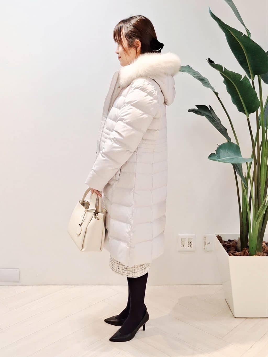YuKaRiさんの「UNTITLED｜【はっ水機能/フード取り外し可/防寒】ロングダウンコート」を使ったコーディネート