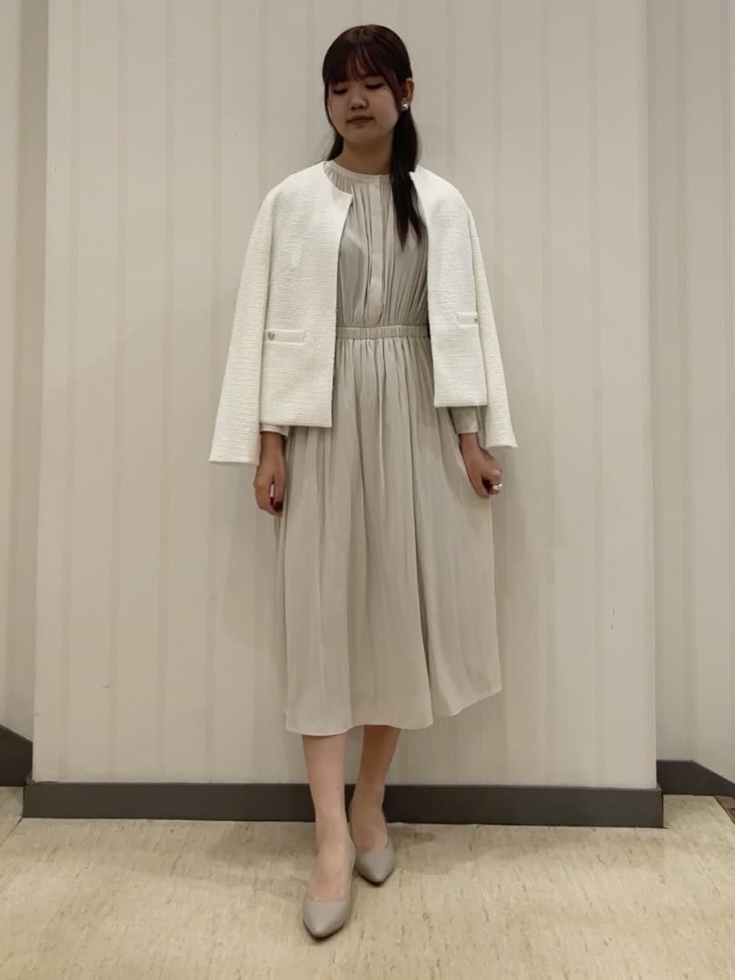 ちひさんの「INDIVI｜【洗える】ギャザーフレアワンピース」を使ったコーディネート