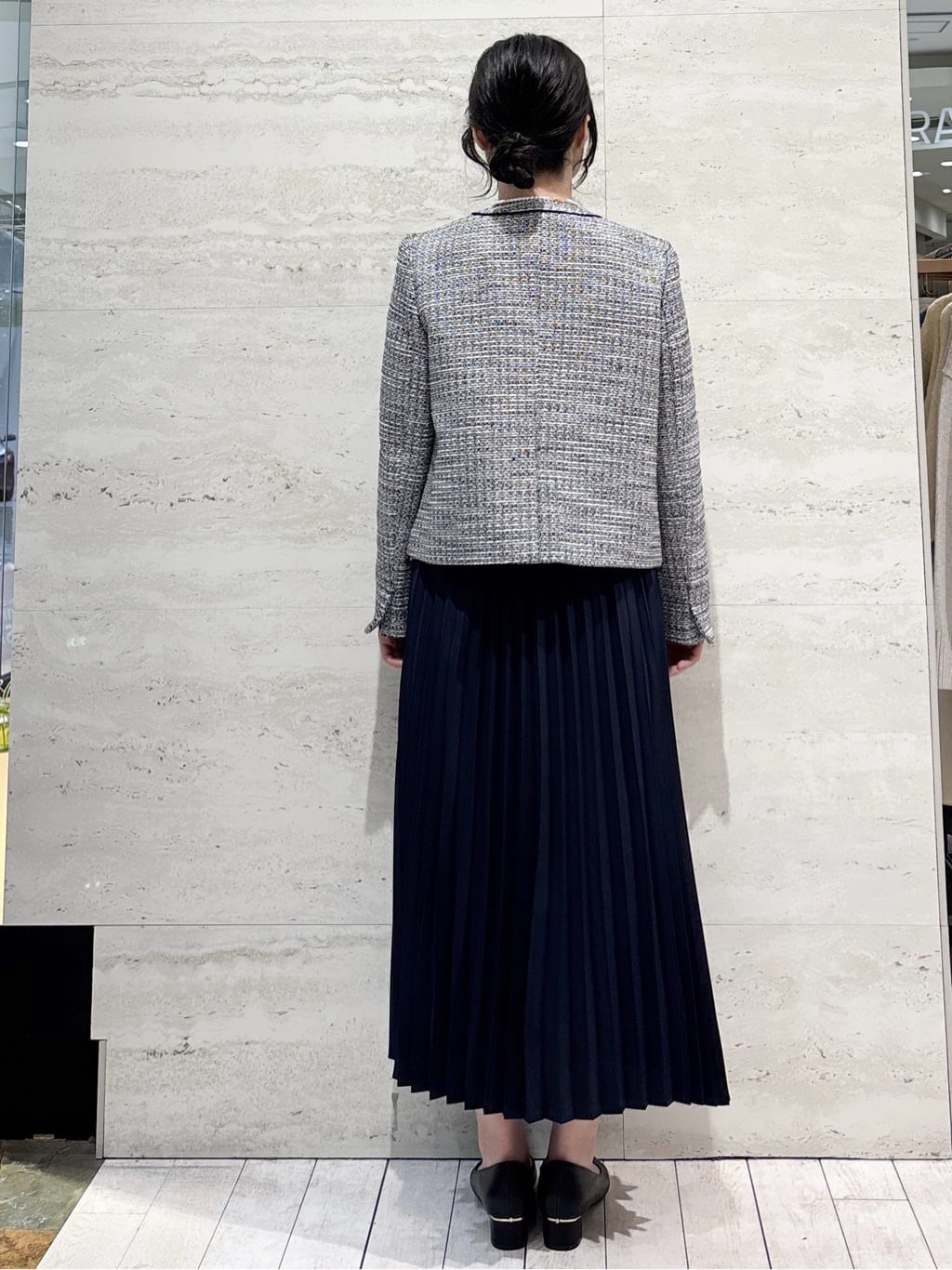 かほさんの「OPAQUE.CLIP｜《通勤対応》ジョーゼットプリーツワンピース【洗濯機OK】」を使ったコーディネート