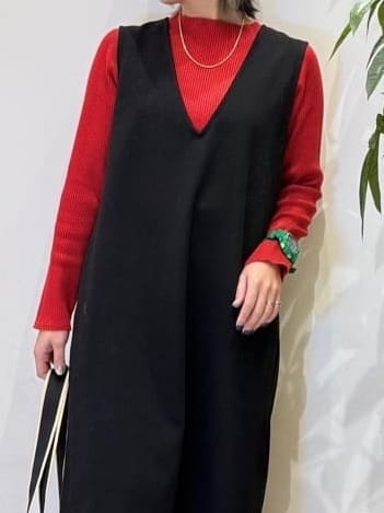 misakiさんの「SHOO･LA･RUE｜【2点セット/洗濯機可】時短でコーデが決まる ジャンドレ+リブインナー」を使ったコーディネート
