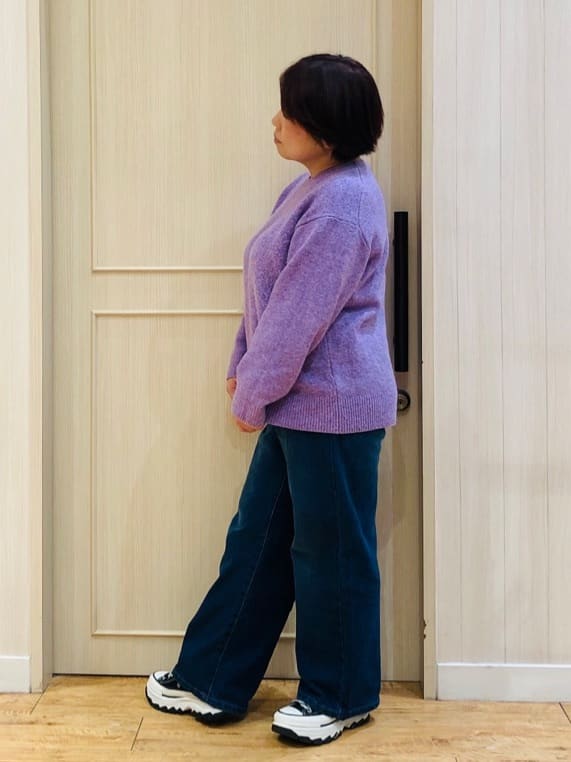 YYYさんの「SHOO･LA･RUE｜【S-LL】脚のラインを拾いにくい デニムワイドパンツ」を使ったコーディネート