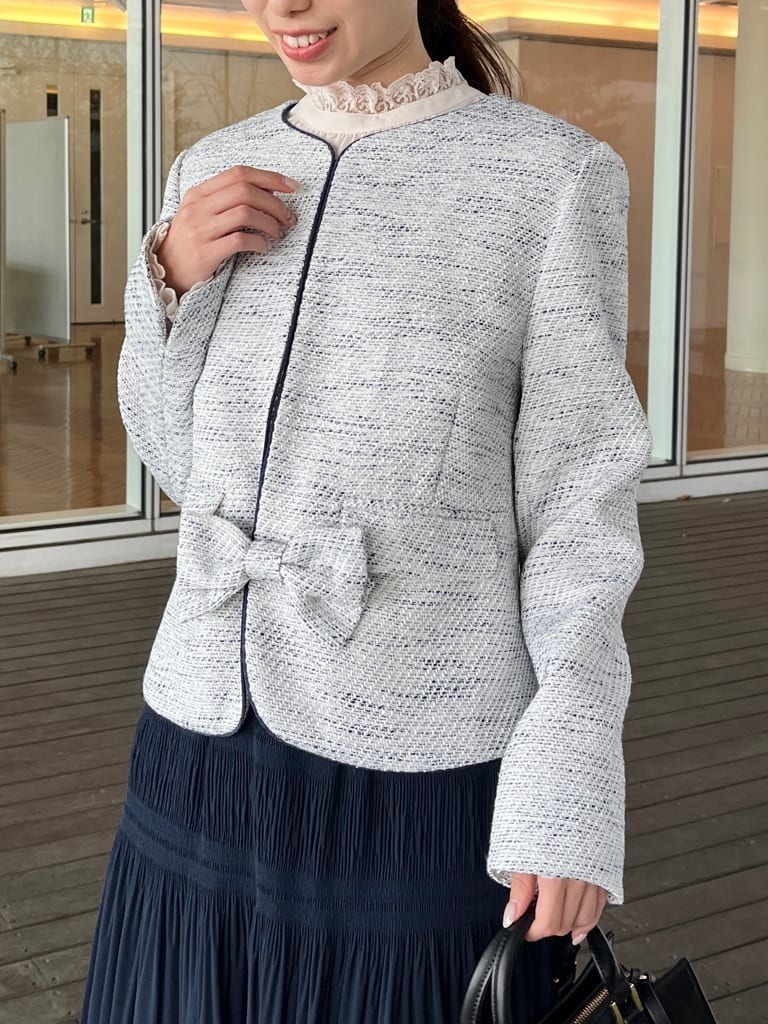 はばさんの「Couture brooch｜【ハレの日・通勤】カルゼスラブツイードジャケット」を使ったコーディネート