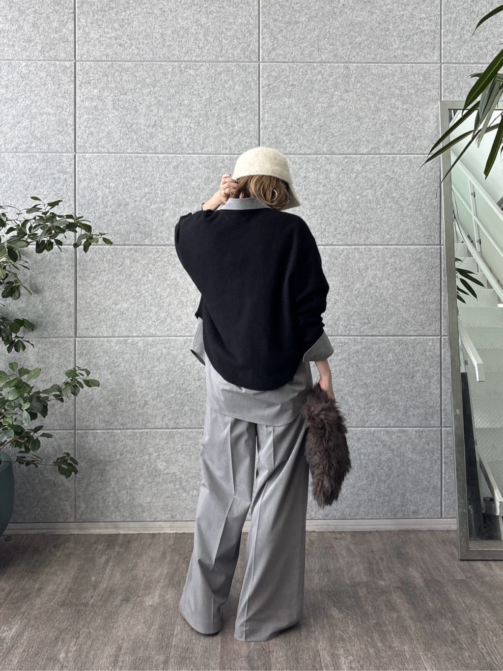 kotakiさんの「INDIVI｜【洗える】ヘアリーフォルムニット」を使ったコーディネート
