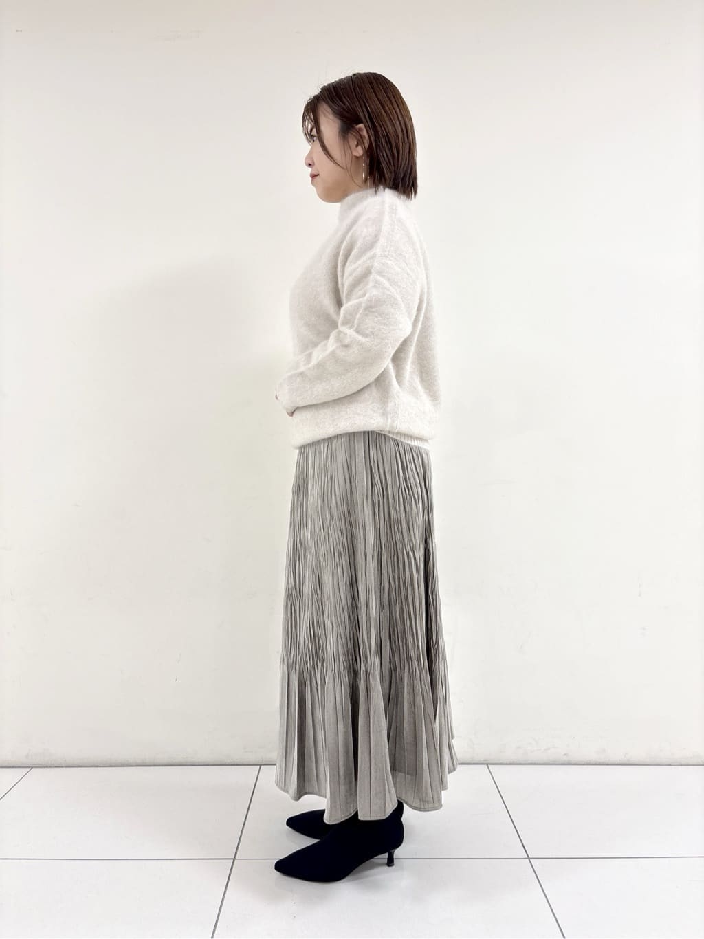 ayumiさんの「UNTITLED｜【大人な品格/ふわふわニット】フォックスカシミヤ コクーンニット」を使ったコーディネート